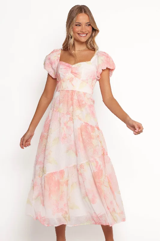 Maxi - inspired midi dresses with flowing fabrics for a beachy vibe Lumis Midi Dress - Peach Floral