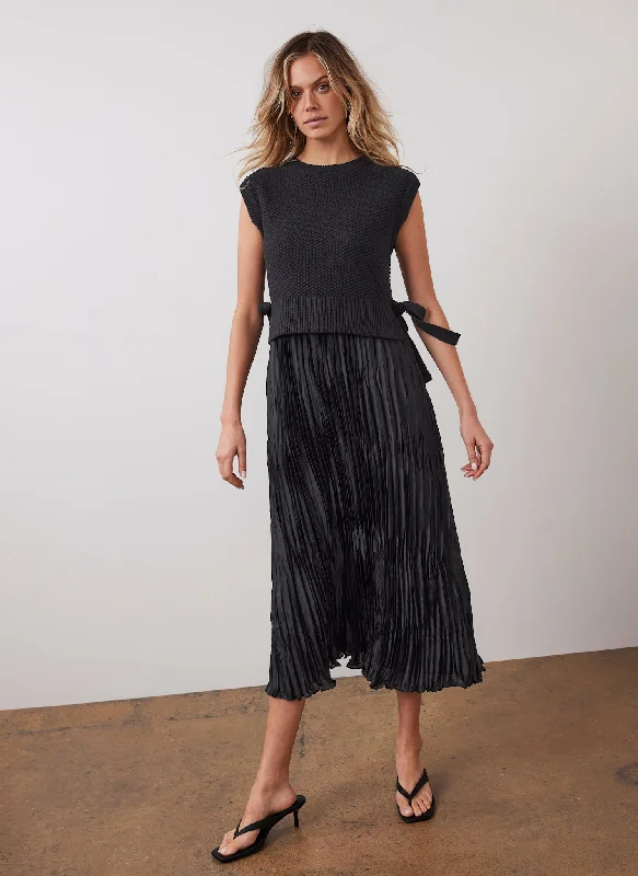 Mini dresses with asymmetric hems for a fashion - forward look Black Knit Layered Midi Dress