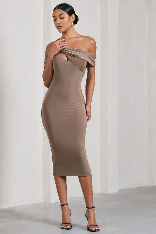 Midi dresses with geometric cutouts for a contemporary and edgy look Chain Reaction | Mocha Strappy Asymmetric Bodycon Midi Dress Midi dresses with geometric cutouts for a contemporary and edgy look Chain Reaction | Mocha Strappy Asymmetric Bodycon Midi Dress