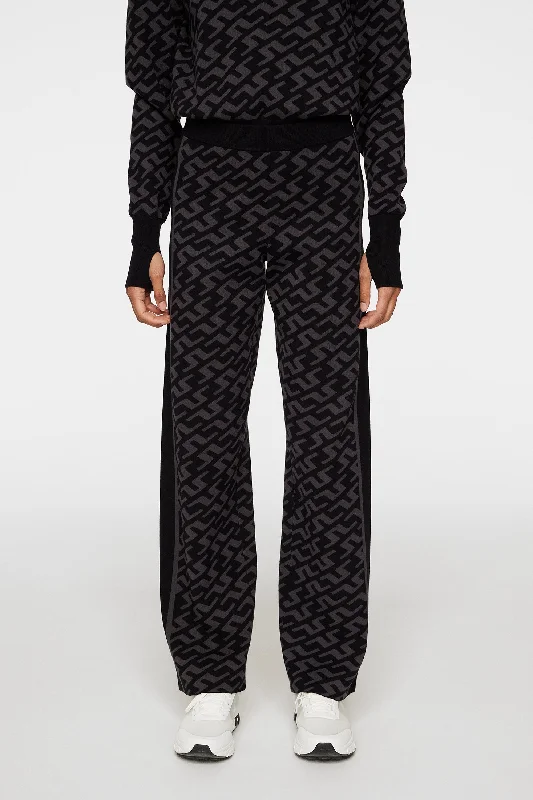 Plus Size Women's Patchwork - Design Jeans for a Unique AppearanceKera Knitted Pant