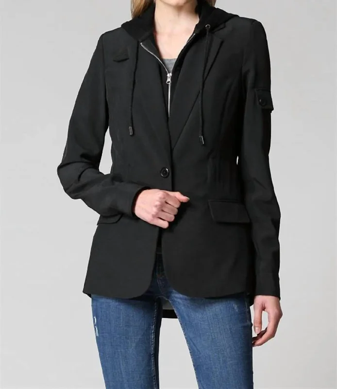 Zip-Out Hoodie Jacket In Black