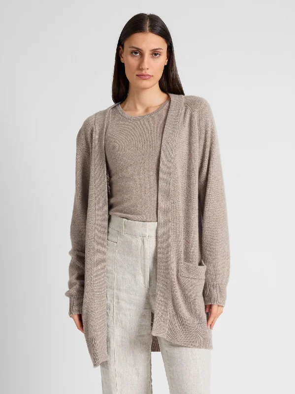 oversized women cardigan for a trendy and cozy lookCashmere cardigan "Solveig" - toast oversized women cardigan for a trendy and cozy lookCashmere cardigan "Solveig" - toast