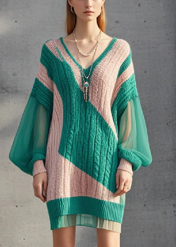 Plus Size Women's Fit - and - Flare Sweater Dresses with Ruffled HemFashion Colorblock V Neck Patchwork Knit Dress Lantern Sleeve