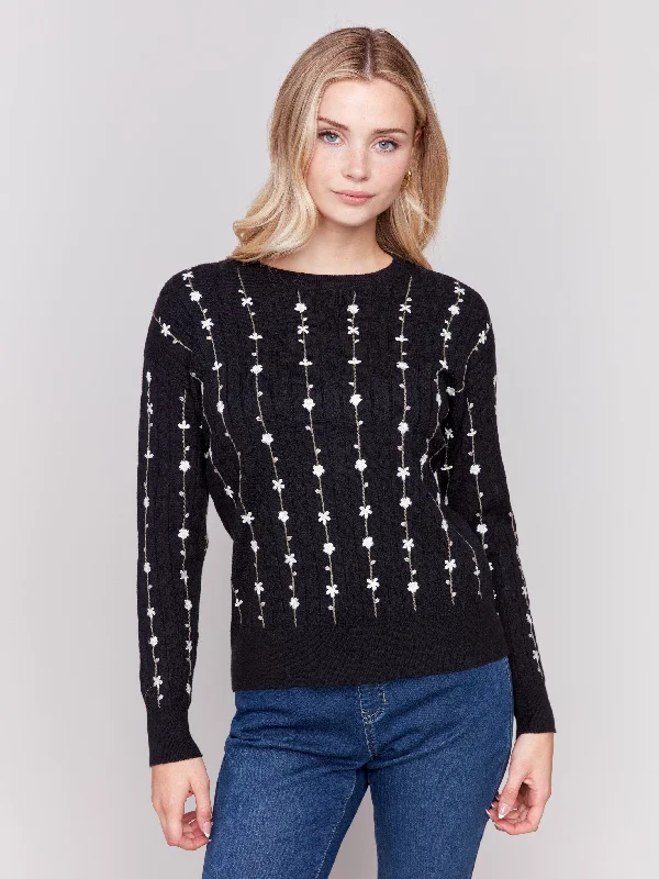 Plus Size Women's Ruffled Hem Sweaters in Floral PrintsFloral Embroidery Knit Sweater - Black