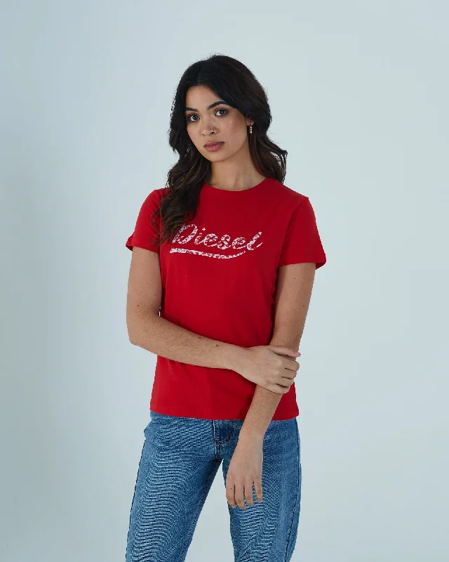 Tie - Dye Women T Shirt with a Bohemian VibeBlythe Tee True Red