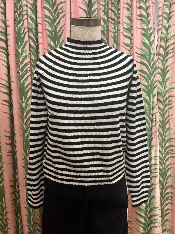 Plus Size Women's Embroidered Sweaters in Ethnic StylesVary Stripe Crew Sweater in Black/Cream
