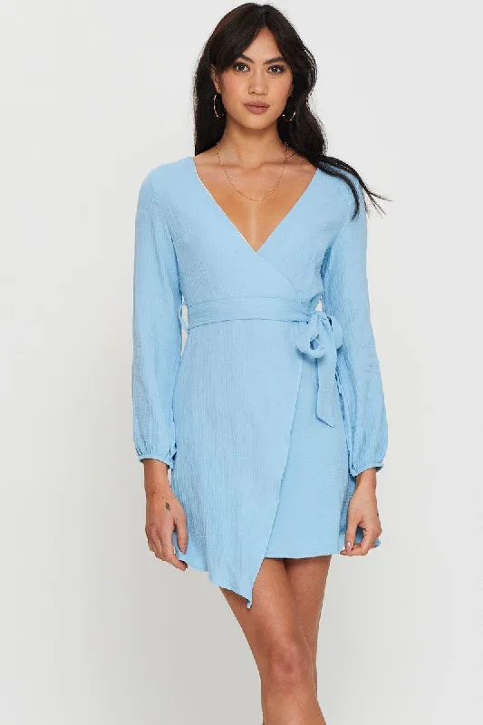 Long - Sleeve Women Dress in Velvet for a Luxurious Winter LookBlue Mini Dress Short Sleeve
