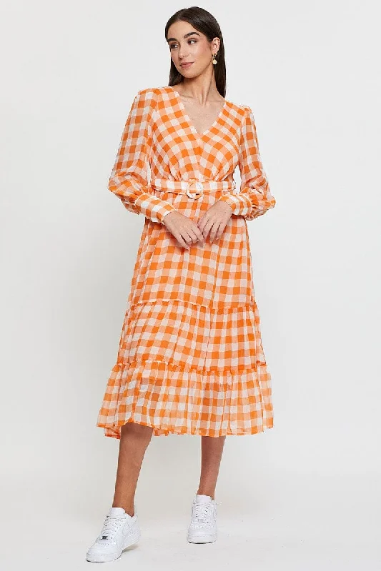 Halter Neck Women Dress to Show Off the Shoulders and NecklineCheck Dress Long Sleeve Maxi