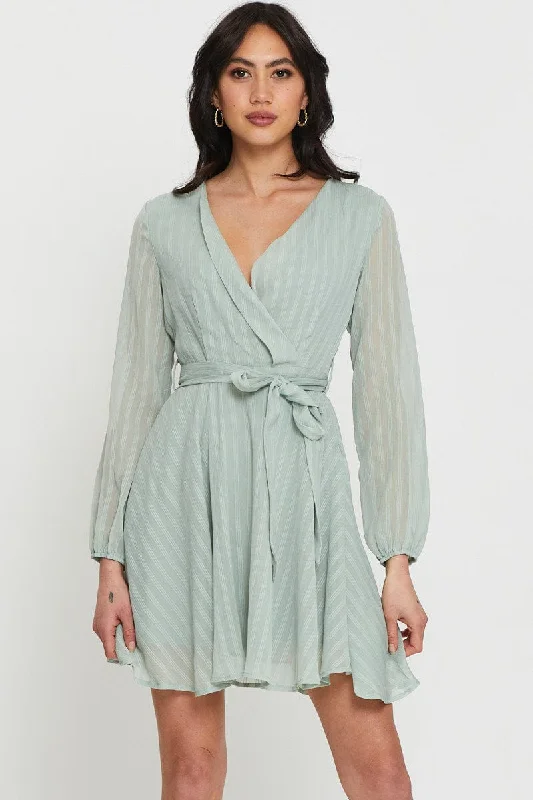 Wrap - Style Women Dress with Adjustable Fit for All Body TypesGreen Mini Dress Long Sleeve Wrap - Style Women Dress with Adjustable Fit for All Body TypesGreen Mini Dress Long Sleeve