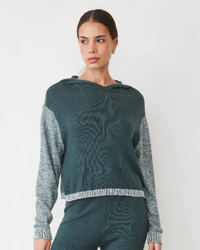 Women's hoodie with a kangaroo pocket and a pom - pom drawstring for added charmOrganic Cotton Cashmere Hooded Sweater Women's hoodie with a kangaroo pocket and a pom - pom drawstring for added charmOrganic Cotton Cashmere Hooded Sweater