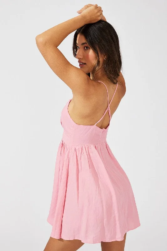 Shift Women Dress with a Simple and Classic Design for Everyday WearPink Fit And Flare Dress Sleeveless Mini Shift Women Dress with a Simple and Classic Design for Everyday WearPink Fit And Flare Dress Sleeveless Mini