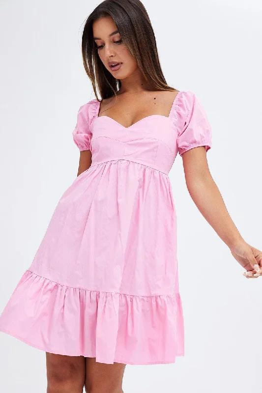 Plus Size Women Dress with a Flattering A - Line Cut for Comfort and StylePink Short Sleeve Sweetheart Neck Skater Dress Plus Size Women Dress with a Flattering A - Line Cut for Comfort and StylePink Short Sleeve Sweetheart Neck Skater Dress
