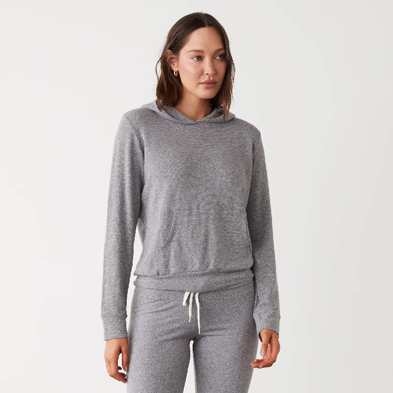Women's oversized cropped hoodie with drawstrings for a trendy lookSupersoft Pullover Hoody Women's oversized cropped hoodie with drawstrings for a trendy lookSupersoft Pullover Hoody