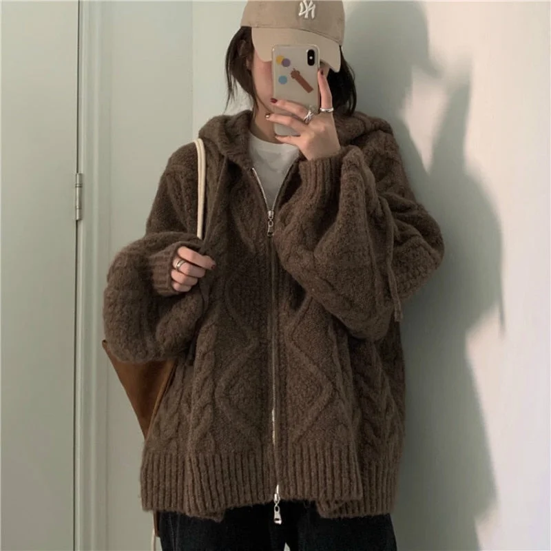 Women's hoodie with a glittery print for a glamorous and sparkly appearanceWomen's Oversized Knitted Hooded Cardigan Twist Sweater Women's hoodie with a glittery print for a glamorous and sparkly appearanceWomen's Oversized Knitted Hooded Cardigan Twist Sweater
