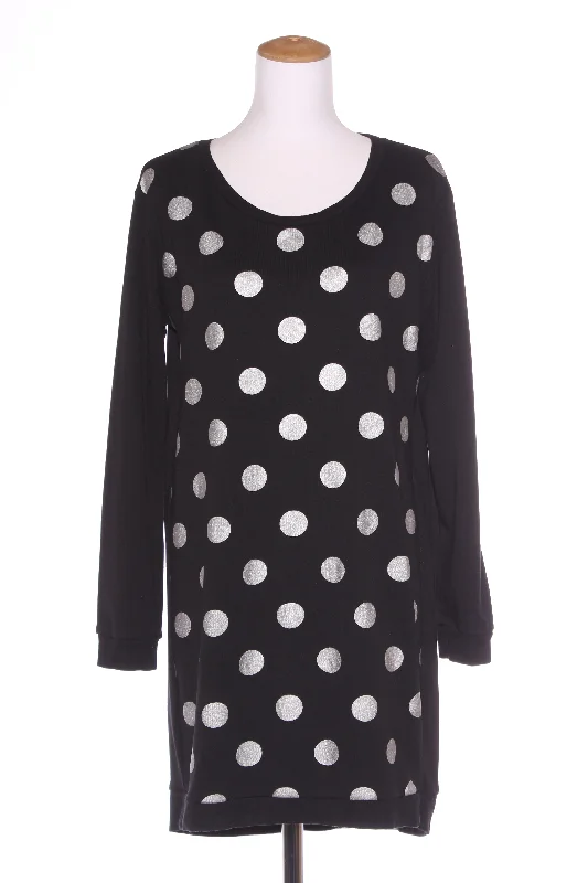 Wrap - Style Women Dress with Adjustable Fit for All Body Types Wrap - Style Women Dress with Adjustable Fit for All Body Types CHARLO - Silver spot print sweater dress! 14 Wrap - Style Women Dress with Adjustable Fit for All Body Types Wrap - Style Women Dress with Adjustable Fit for All Body Types CHARLO - Silver spot print sweater dress! 14