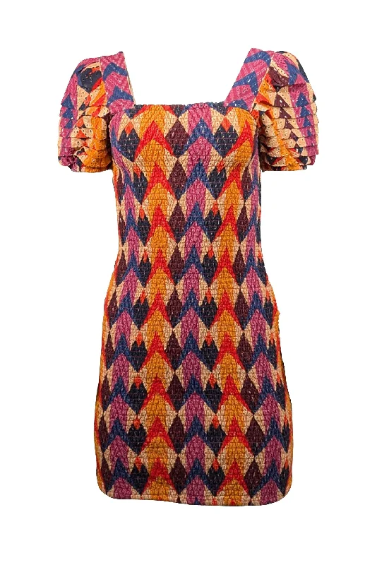 Halter Neck Women Dress to Show Off the Shoulders and Neckline Halter Neck Women Dress to Show Off the Shoulders and Neckline Farm - Beige, Orange, Purple, & Blue Print Smocked Dress Sz S