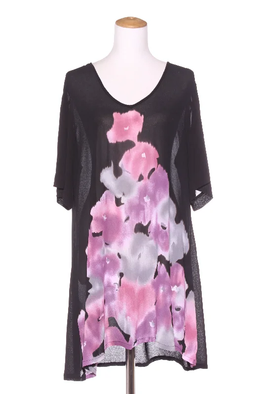 Long - Sleeve Women Dress in Velvet for a Luxurious Winter Look Long - Sleeve Women Dress in Velvet for a Luxurious Winter Look LUCABELLA - Painted floral tunic! 16-18 Long - Sleeve Women Dress in Velvet for a Luxurious Winter Look Long - Sleeve Women Dress in Velvet for a Luxurious Winter Look LUCABELLA - Painted floral tunic! 16-18