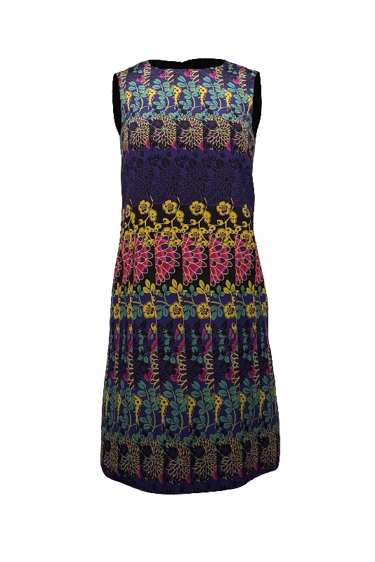 Printed Abstract Women Dress for a Modern and Artistic Appeal Printed Abstract Women Dress for a Modern and Artistic Appeal Missoni - Indigo & Multicolor Floral Print Sleeveless Shift Dress Sz 2
