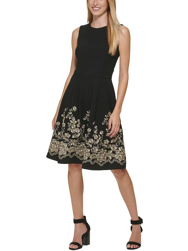 Long - Sleeve Women Dress in Velvet for a Luxurious Winter Look Long - Sleeve Women Dress in Velvet for a Luxurious Winter Look Petites Womens Embroidered Mini Fit & Flare Dress