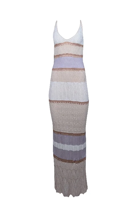 Halter Neck Women Dress to Show Off the Shoulders and Neckline Halter Neck Women Dress to Show Off the Shoulders and Neckline Torn by Ronny Kobo - Cream, White, & Lilac Crochet Knit Maxi Dress Sz M