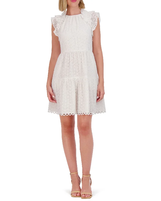 Halter Neck Women Dress to Show Off the Shoulders and Neckline Halter Neck Women Dress to Show Off the Shoulders and Neckline Eyelet Ruffled Tiered Dress