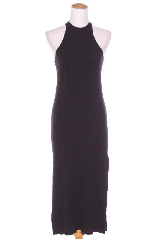Mermaid - Style Women Dress with a Fitted Silhouette for Special Occasions Mermaid - Style Women Dress with a Fitted Silhouette for Special Occasions VON ZIPPER - Rib knit high neck midi dress! 8-10