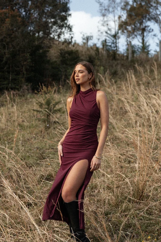Velvet maxi dresses with long sleeves for winter weddingsHayven Maxi Dress - Plum