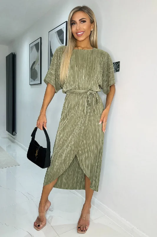 Maxi dresses with a button - down front for a classic lookLight Khaki Short Sleeve Tie Waist Plisse Midi Dress Maxi dresses with a button - down front for a classic lookLight Khaki Short Sleeve Tie Waist Plisse Midi Dress