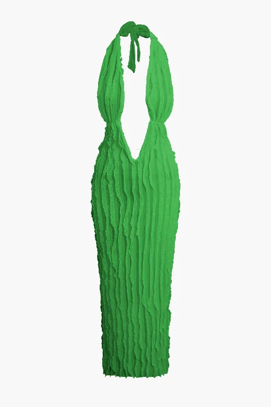 Maxi dresses with off - the - shoulder styles for a romantic and breezy lookRuffled Halter Neck Backless Maxi Dress Maxi dresses with off - the - shoulder styles for a romantic and breezy lookRuffled Halter Neck Backless Maxi Dress