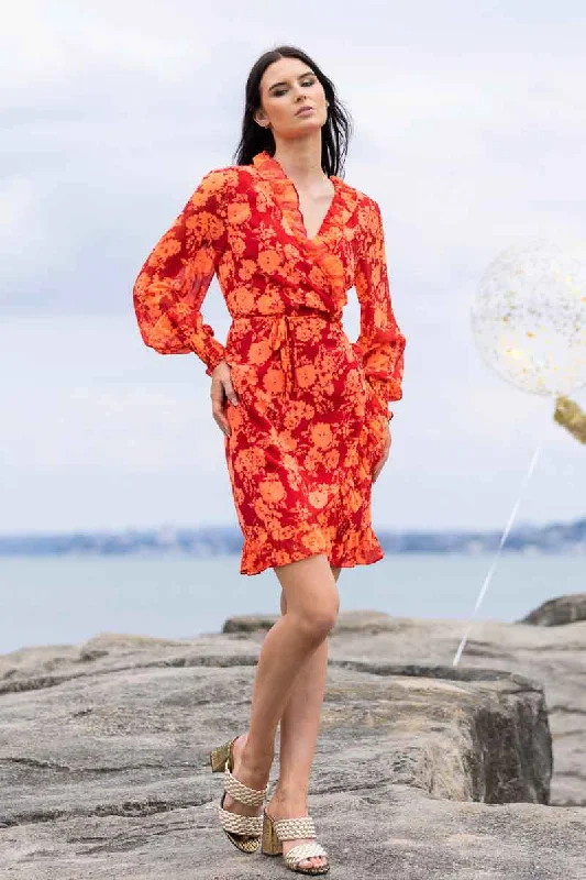 Sleeveless midi dresses with lace details for summer weddingsMonty Mini Dress