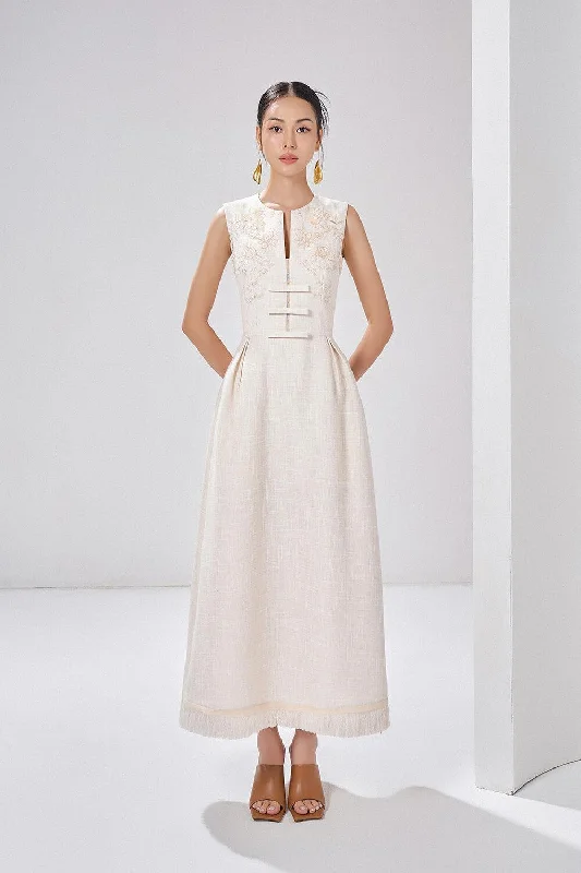Midi dresses with animal prints for a bold and confident appearanceOaklynn A-line Sleeveless Polyester Ankle Length Dress
