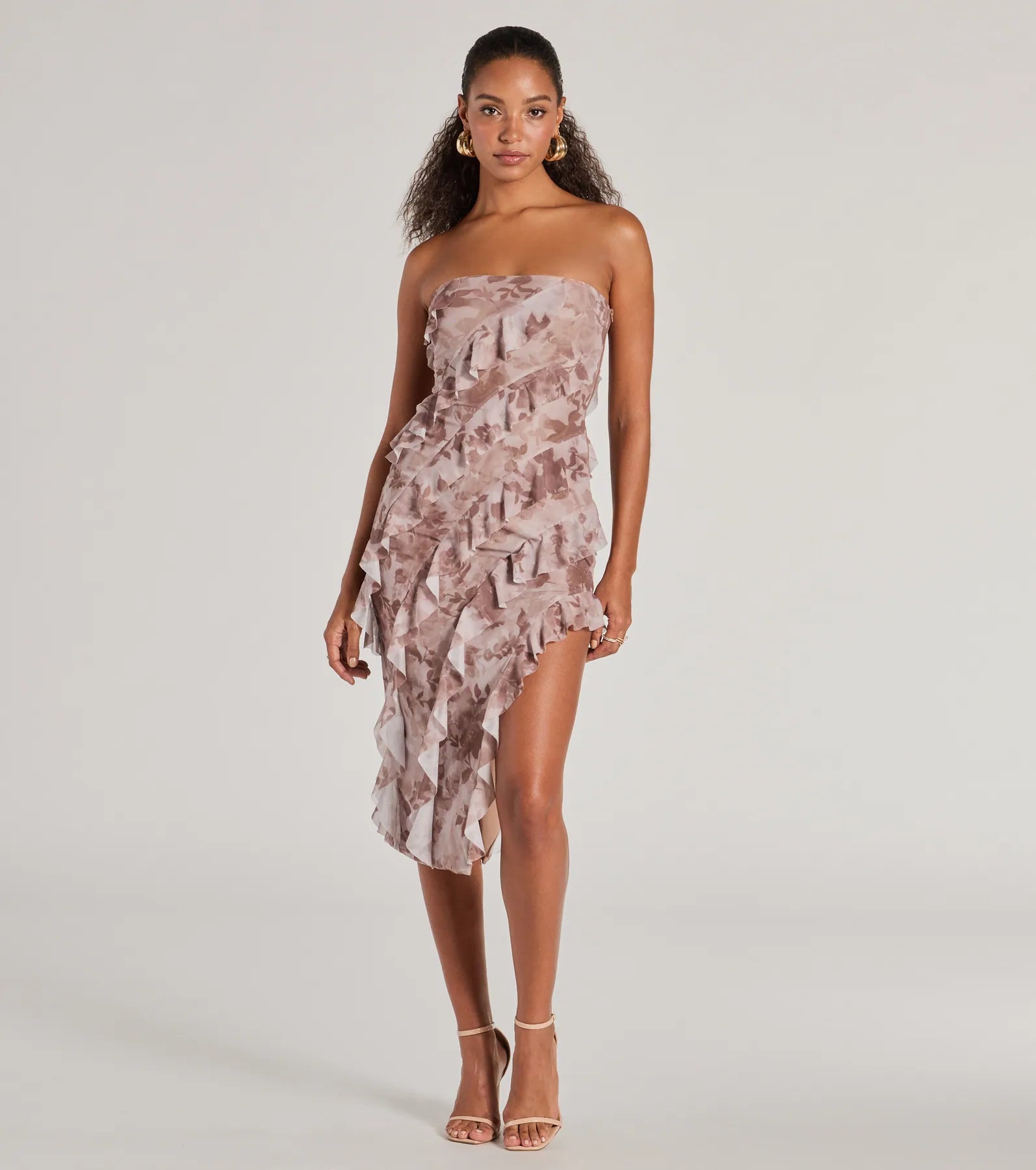 Midi dresses with mesh inserts for a trendy and breathable optionStunning Impression Floral Ruffled Midi Dress Midi dresses with mesh inserts for a trendy and breathable optionStunning Impression Floral Ruffled Midi Dress