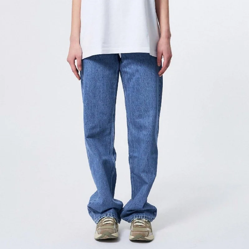 Women's pants for outdoor adventures Dark - wash women jeans for a sophisticated and slimming effect Echo Jeans In Stream Mid Retro