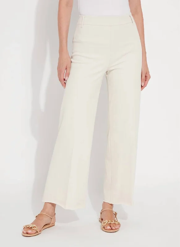Women's pants with thermal lining Wide - leg women jeans for a modern and relaxed vibe Erin Wide Leg Denim Jeans In Oat