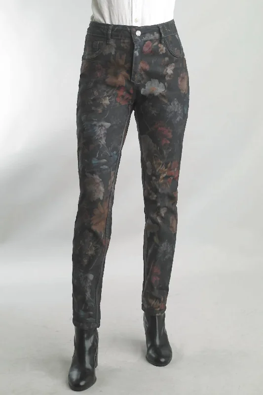 Women's lace - trimmed evening pants Light - wash women jeans for a fresh and summery appearance Floral Lee Reversible Jean In Floral/gray Women's lace - trimmed evening pants Light - wash women jeans for a fresh and summery appearance Floral Lee Reversible Jean In Floral/gray