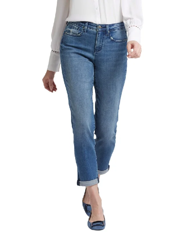 Women's corduroy fall pants Dark - wash women jeans for a sophisticated and slimming effect NYDJ Petite Margot Cascade Wave Girlfriend Jean Women's corduroy fall pants Dark - wash women jeans for a sophisticated and slimming effect NYDJ Petite Margot Cascade Wave Girlfriend Jean
