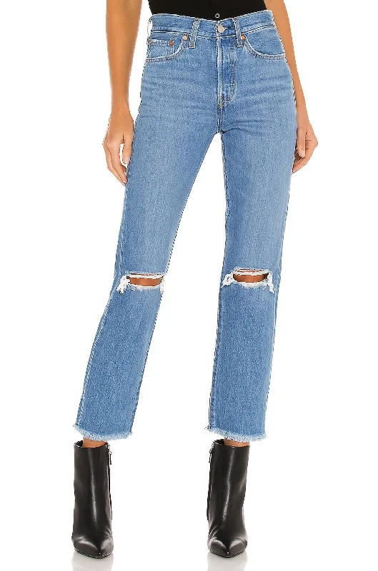 Women's pants for snowboarding Button - fly women jeans with a traditional touch Wedgie Straight Jean In Market Street Women's pants for snowboarding Button - fly women jeans with a traditional touch Wedgie Straight Jean In Market Street