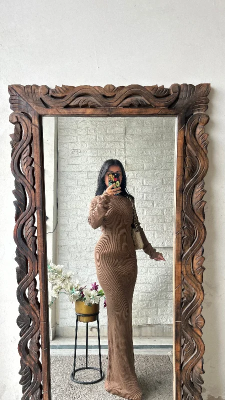 Bodycon dress with a belted waist for a defined figure​Bodycon dress 40-46 bust /l:55