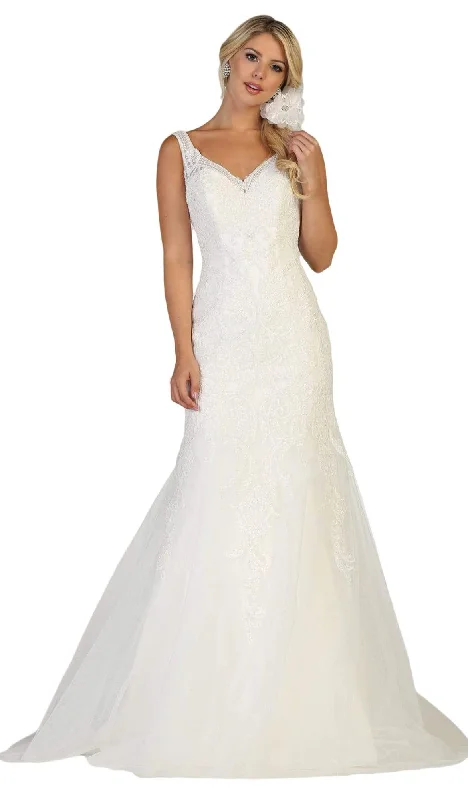 Long - sleeved wedding guest dresses in velvet for a winter weddingMay Queen - RQ7643 Embroidered V-neck Trumpet Dress With Train