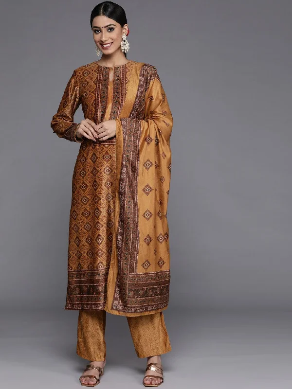 Cocktail dresses with a ruched bodice and spaghetti strapsMustard Printed Velvet Straight Kurta With Dupatta Cocktail dresses with a ruched bodice and spaghetti strapsMustard Printed Velvet Straight Kurta With Dupatta