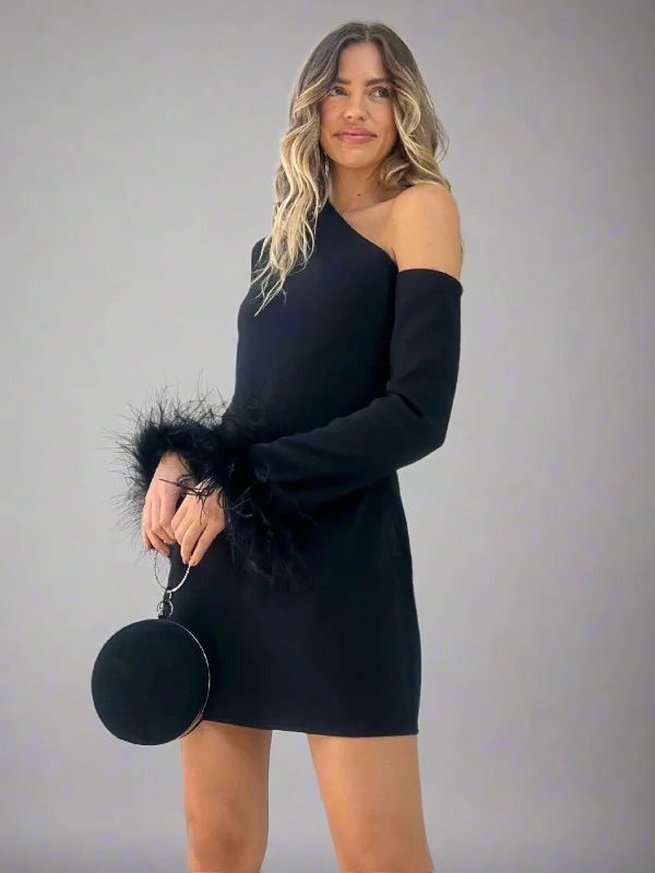 Formal dresses with ruched back panels and button - down fronts for a unique and flattering fitDakotah Feather Cuff Asymmetric Mini Dress / Black Formal dresses with ruched back panels and button - down fronts for a unique and flattering fitDakotah Feather Cuff Asymmetric Mini Dress / Black