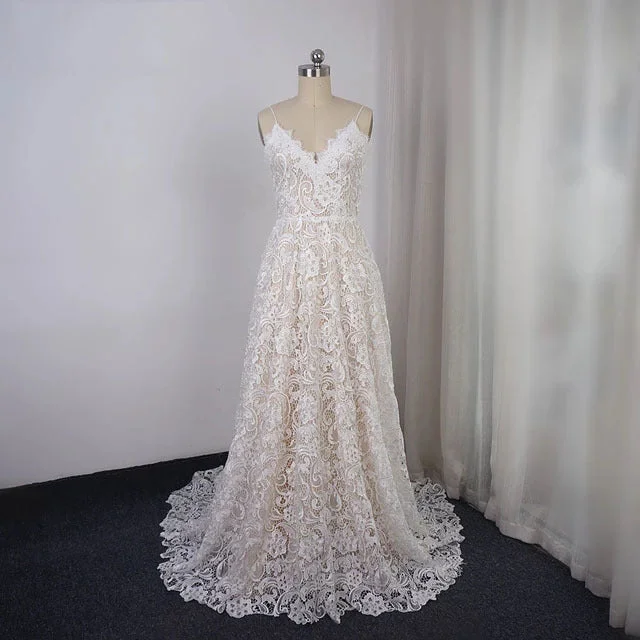 Prom dresses with geometric - cutout sleeves and flowing chiffon fabrics for a modern and airy lookS4167F 2022 new high quality White V-neck suspender fishtail lace mid-waist fringed slim princess dress banquet evening dress Prom dresses with geometric - cutout sleeves and flowing chiffon fabrics for a modern and airy lookS4167F 2022 new high quality White V-neck suspender fishtail lace mid-waist fringed slim princess dress banquet evening dress