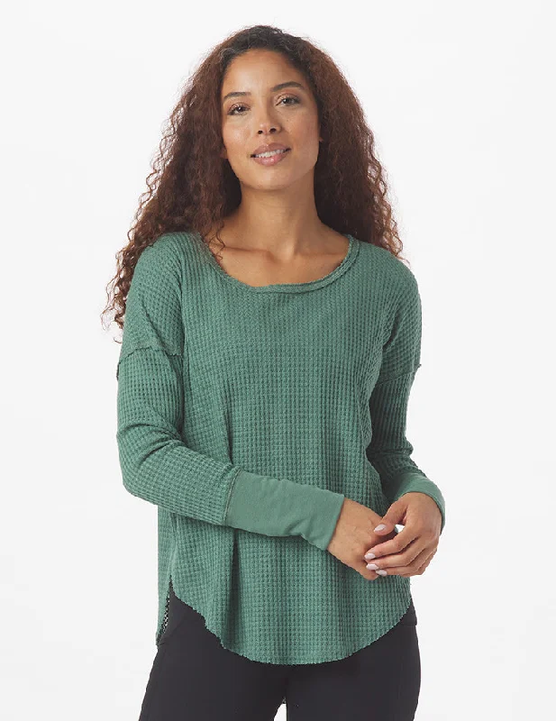 Puffer - Sleeve Women Long Sleeve Top for a Fashion - Forward LookFreestyle Long Sleeve: Silver Pine