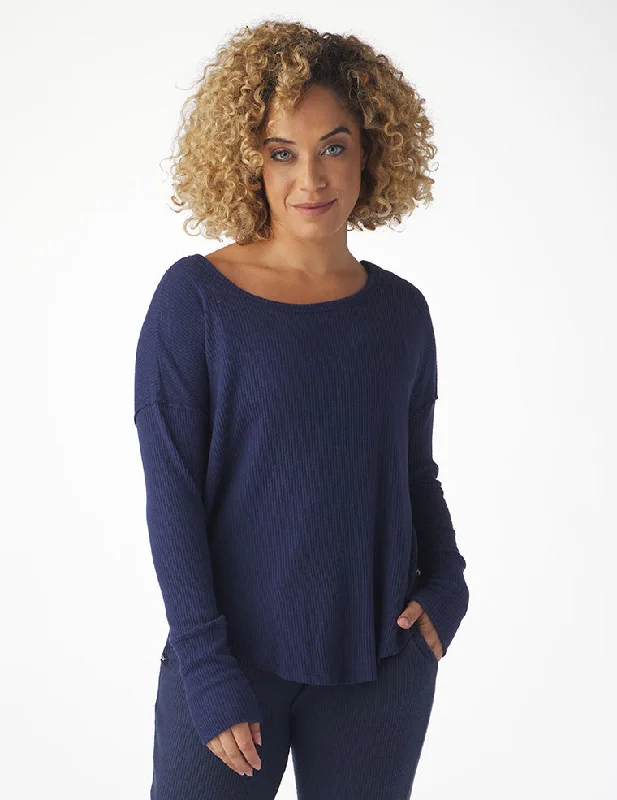 Lightweight Women Long Sleeve Top for Spring and AutumnFreestyle Long Sleeve: Indigo Lightweight Women Long Sleeve Top for Spring and AutumnFreestyle Long Sleeve: Indigo