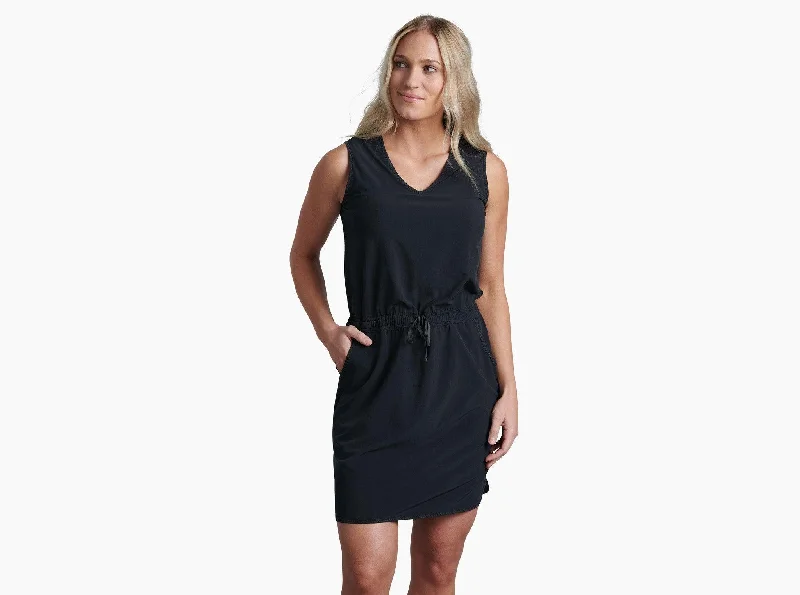 Mock Neck Women Long Sleeve Top for a Modern AestheticWomen's Vantage Dress - Black