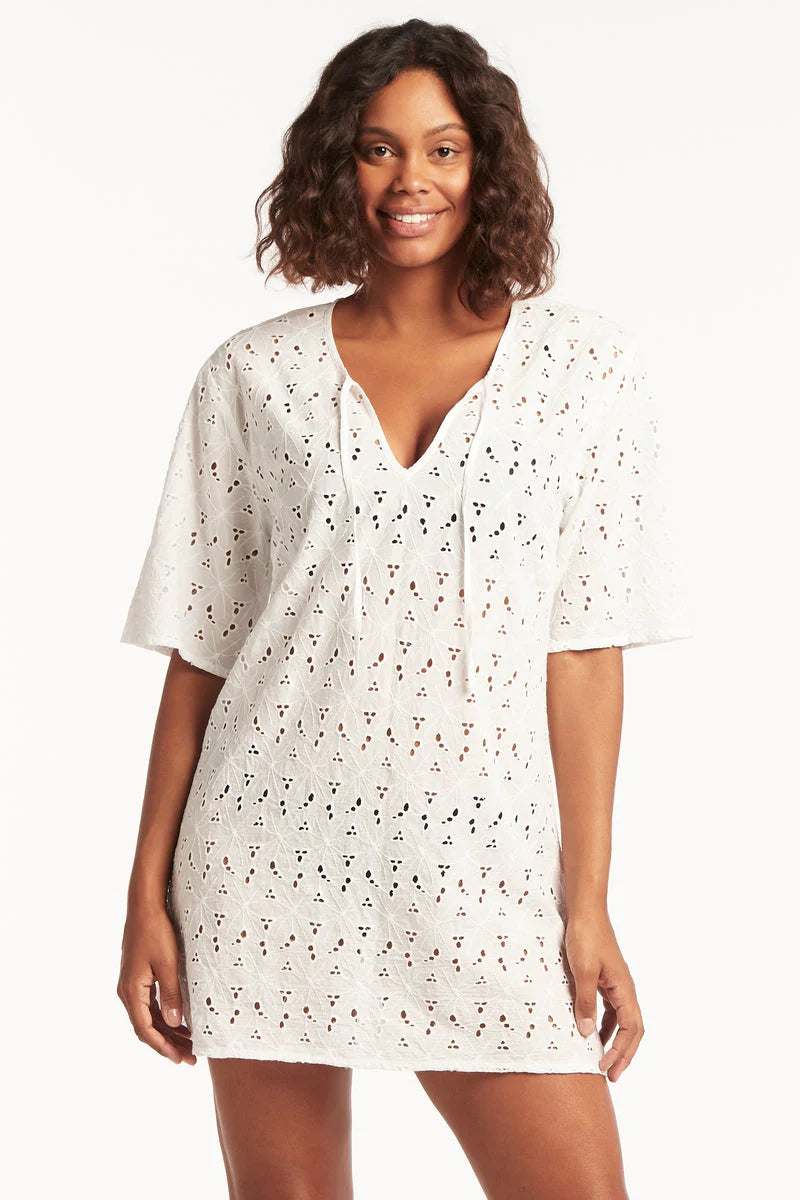 BREEZE EMBROIDERY TUNIC