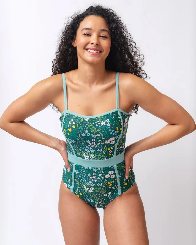 Plus Size Women's Animal Print One - Pieces in Leopard for a Bold and Trendy StatementCottage Floral Classic One-Piece